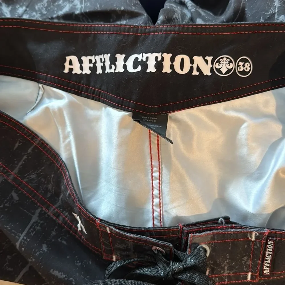 Affliction Men's Boardshorts Royal Chromatic Surf Swimming Trunk, Size 38